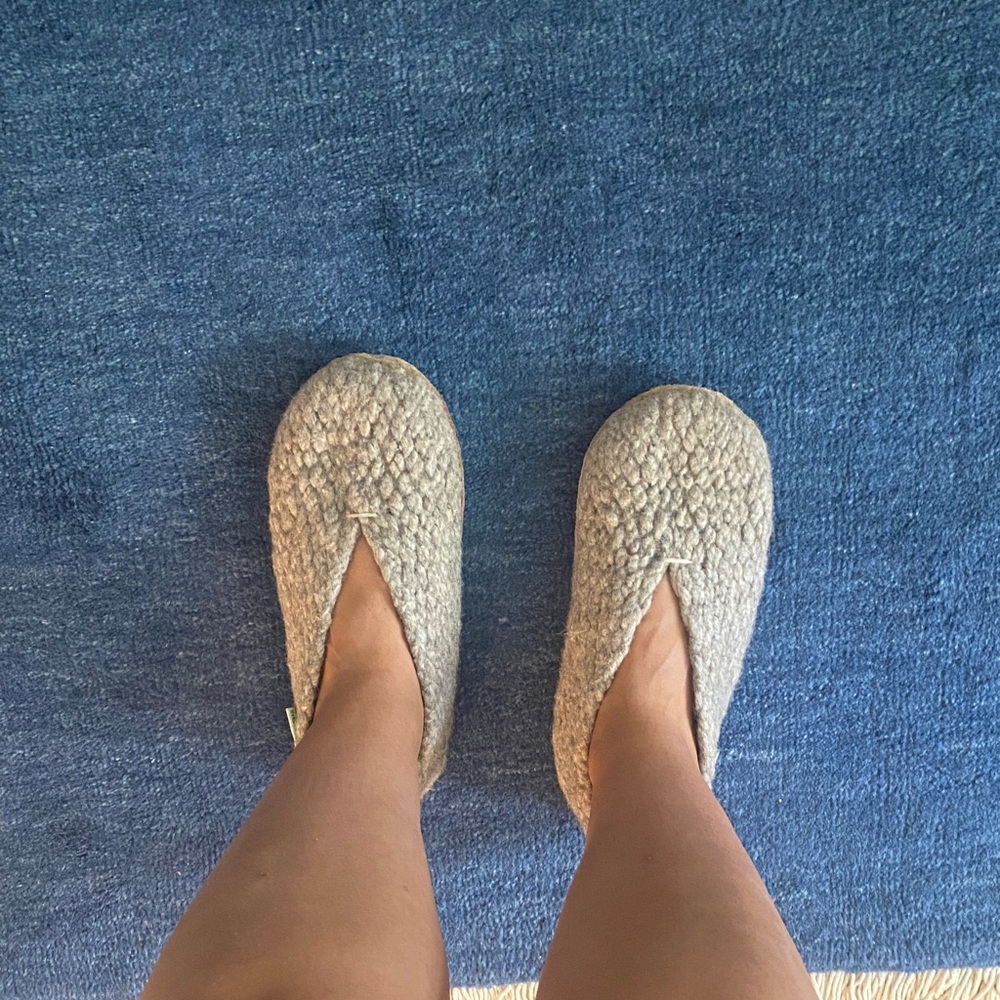 Kyrgies wool slippers